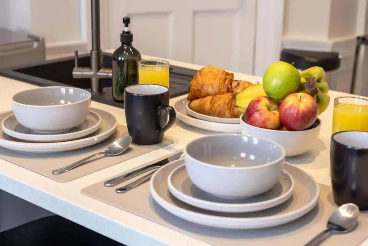 Dragon Suites - Edinburgh City Centre 1 Bed Apartment